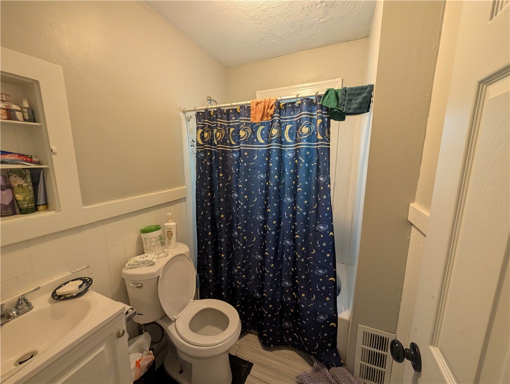 15 Home Place Rochester, NY 14611 - Photo 34 of 36