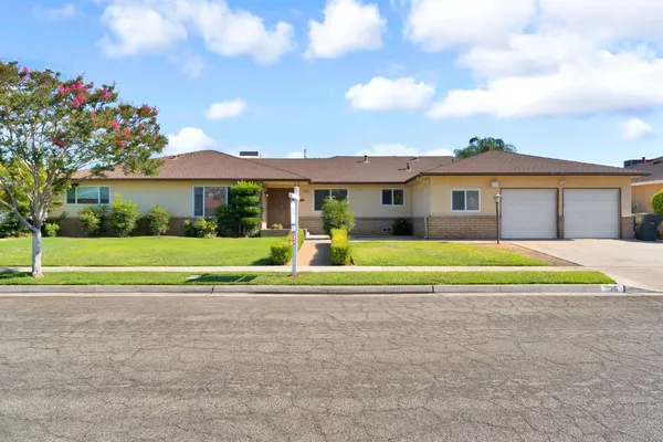 $499,000 | 1126 East Paul Avenue, Fresno, CA 93710