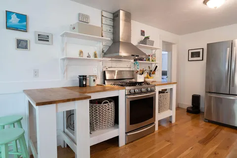 $999,000 | 5 Fishermans Road, Truro, MA 02666