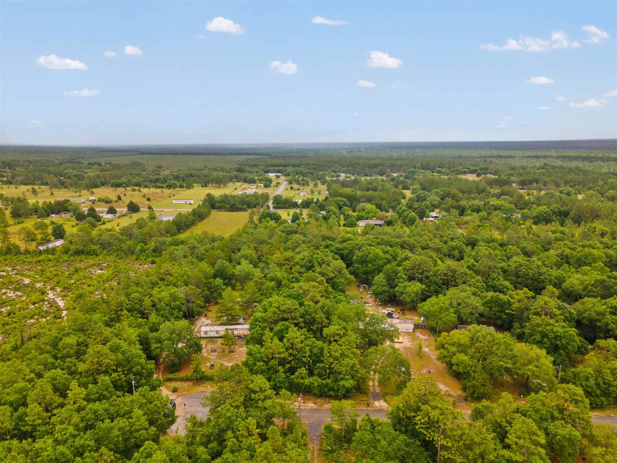 5180 East Lake Road Milton, FL 32583 - Photo 6 of 14 Gallery Image 6