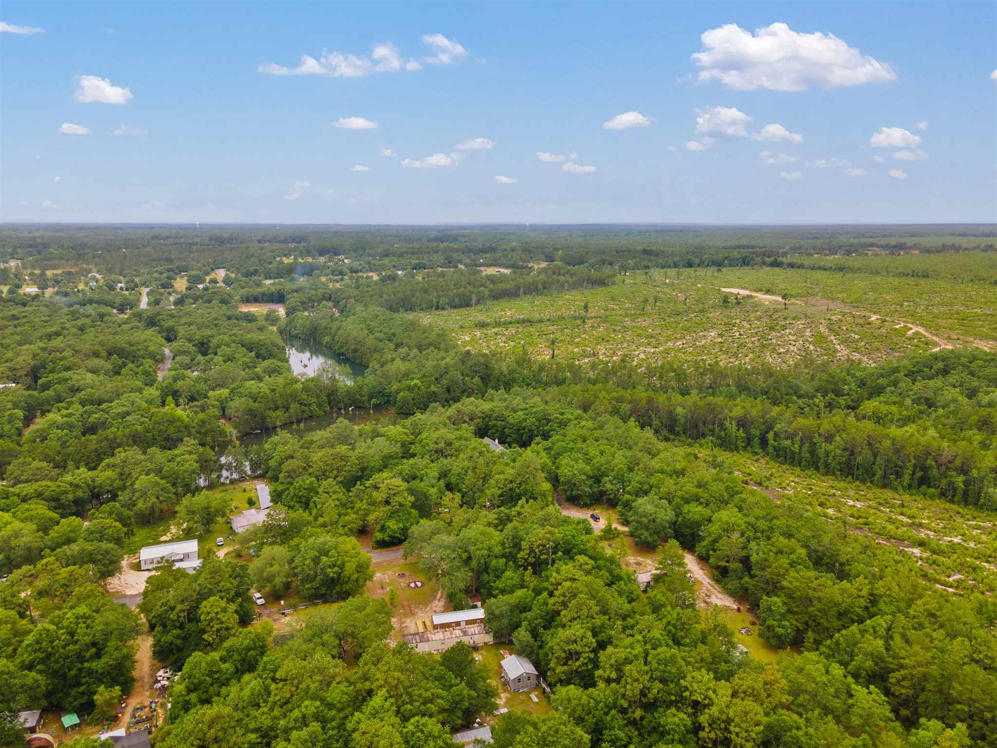 5180 East Lake Road Milton, FL 32583 - Photo 8 of 14 Gallery Image 8