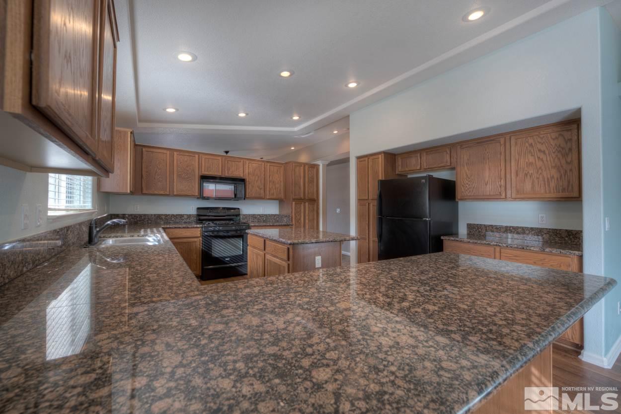 18324 Whitebark Court Reno, NV 89508 - Photo 11 of 24 Photo 11