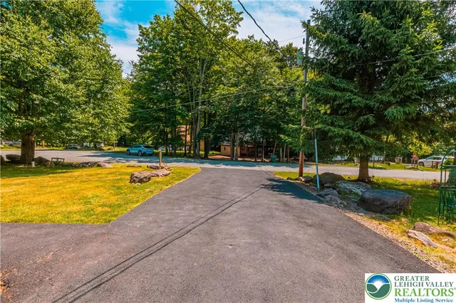 $390,000 | 7021 Vista Drive, Tobyhanna, PA 18466