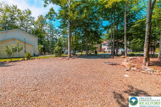 $390,000 | 7021 Vista Drive, Tobyhanna, PA 18466