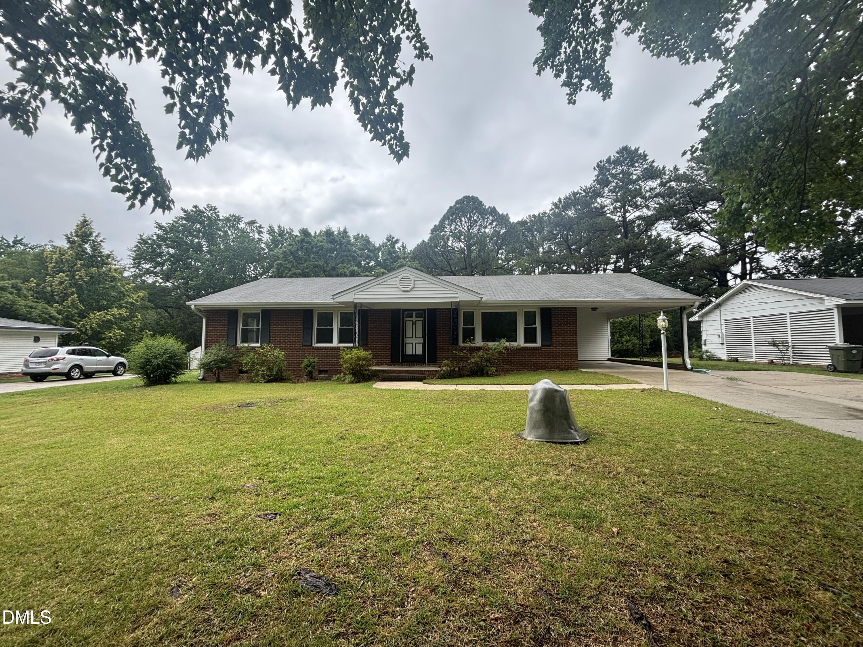 3609 Melrose Drive Raleigh, NC 27604 - Photo 8 of 51 20260623_185609980_iOS