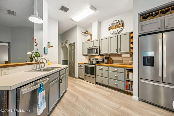 $315,000 | 9237 Fallsmill Drive, Jacksonville, FL 32244