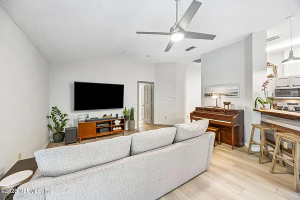 $315,000 | 9237 Fallsmill Drive, Jacksonville, FL 32244