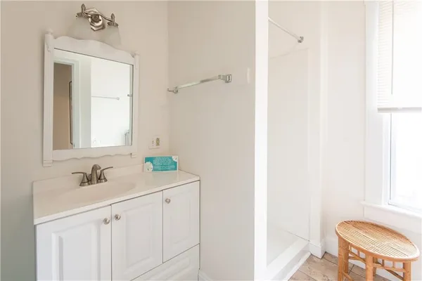 $4,750 | 11 Brewer Street, Newport, RI 02840