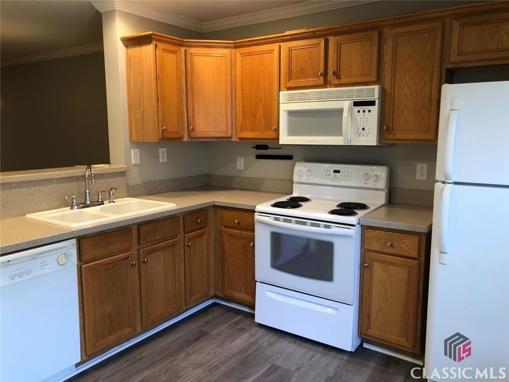 600 Mitchell Bridge Road, Unit 8 Athens, GA 30606 - Photo 3 of 11