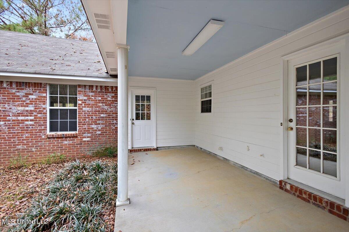 186 Charlie White Road Pelahatchie, MS 39145 - Photo 23 of 28 23-HTP29566