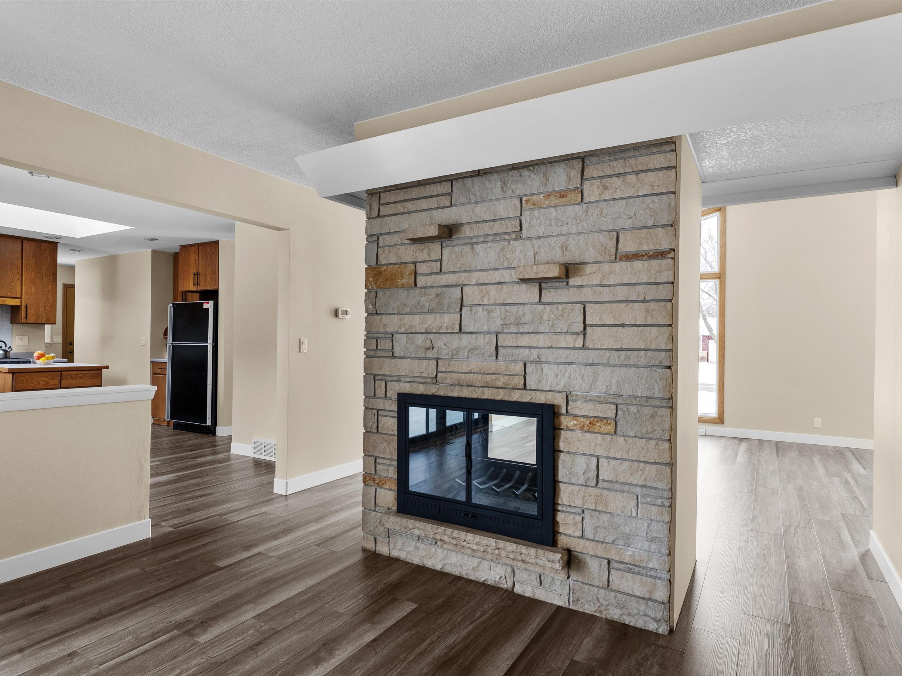 2117 Menasha Avenue Manitowoc, WI 54220 - Photo 12 of 32 20-020_2763219_09651