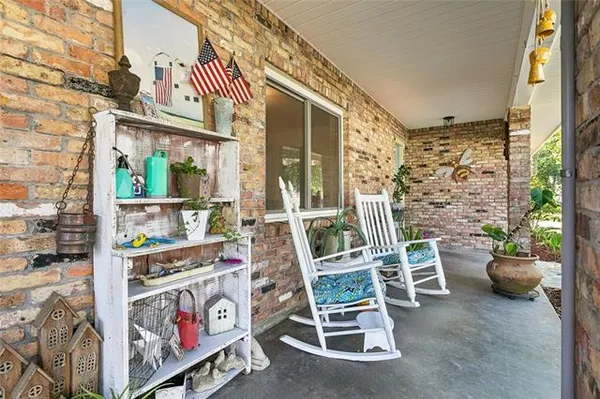 $305,000 | 135 Shannon Drive, Mandeville, LA 70448