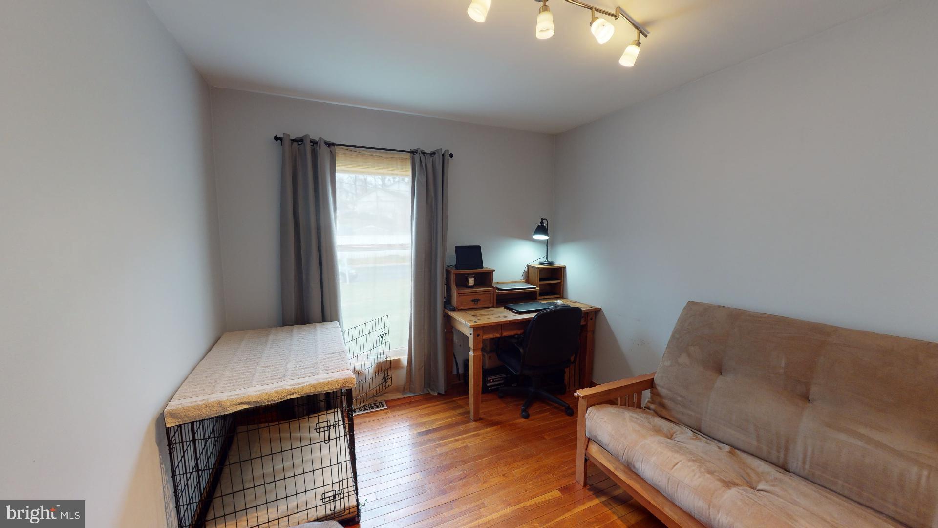 13320 Santa Anita Road Laurel, MD 20708 - Photo 18 of 32 Third bedroom