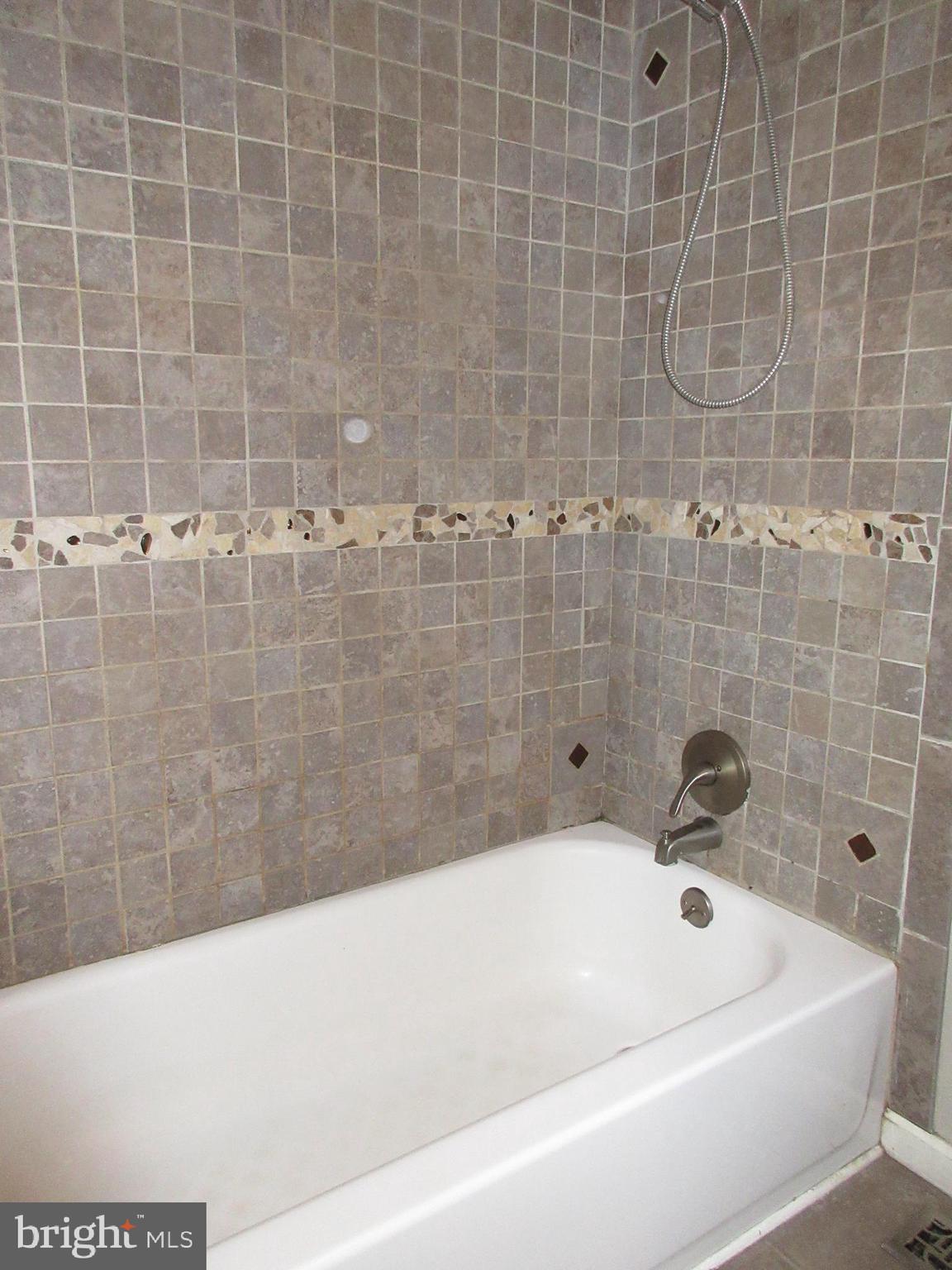 13320 Santa Anita Road Laurel, MD 20708 - Photo 20 of 32 Check out the cool tiles!