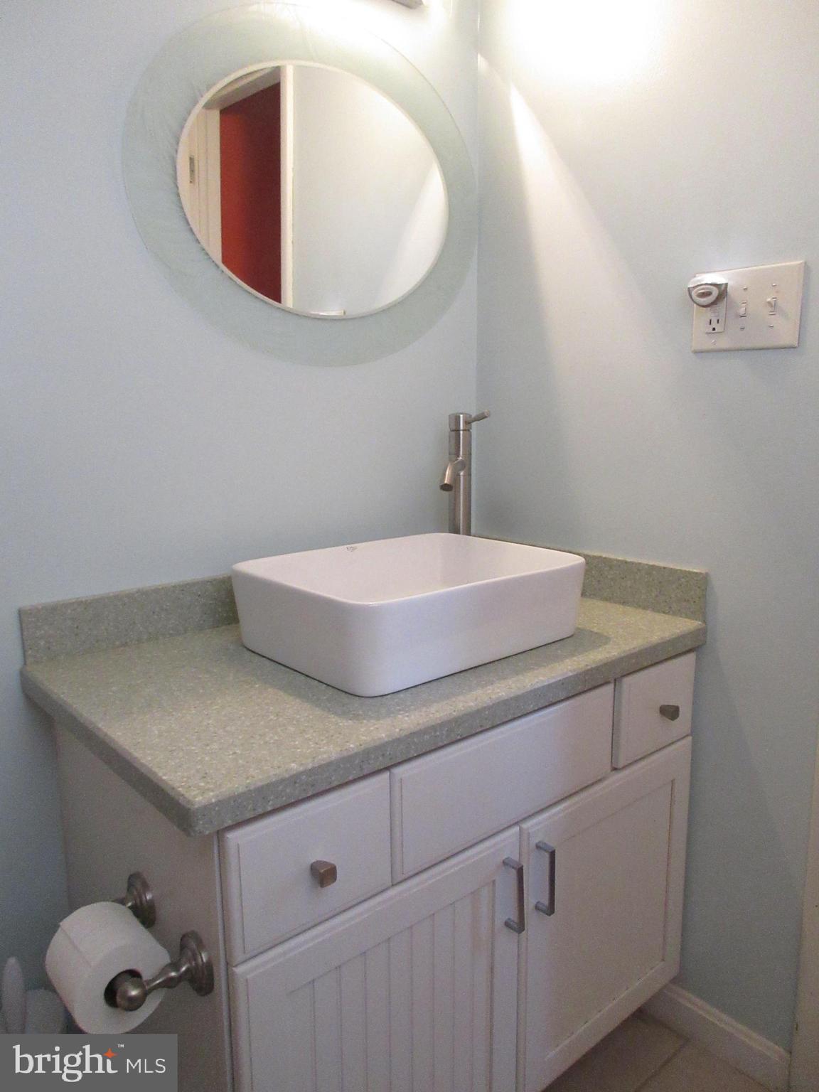 13320 Santa Anita Road Laurel, MD 20708 - Photo 24 of 32 Custom sink