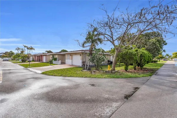 $2,800 | 1280 Northwest 49th Street, Deerfield Beach, FL 33064