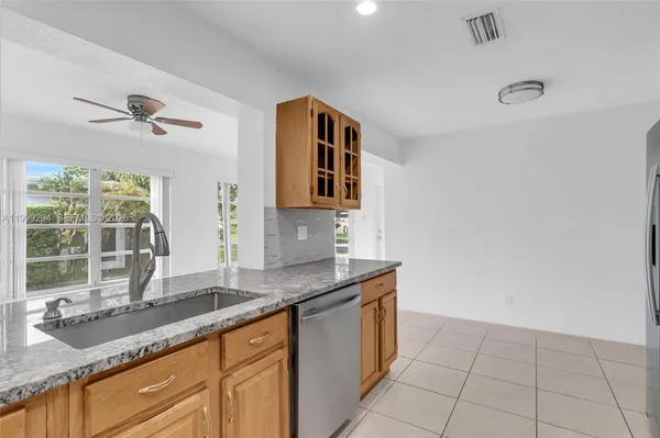 $2,800 | 1280 Northwest 49th Street, Deerfield Beach, FL 33064