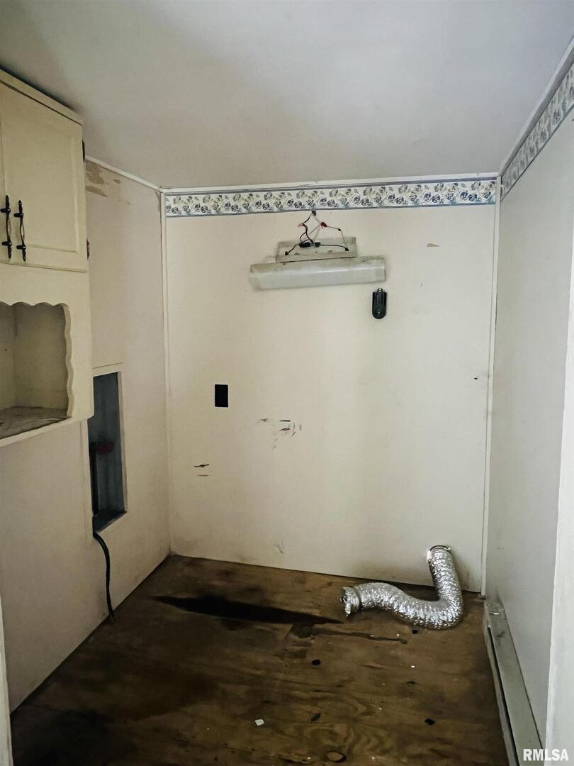 2417 1st Street Eldorado, IL 62930 - Photo 16 of 21 a view of bath room with wooden floor