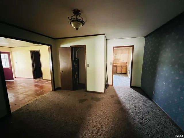 $39,500 | 2417 1st Street, Eldorado, IL 62930