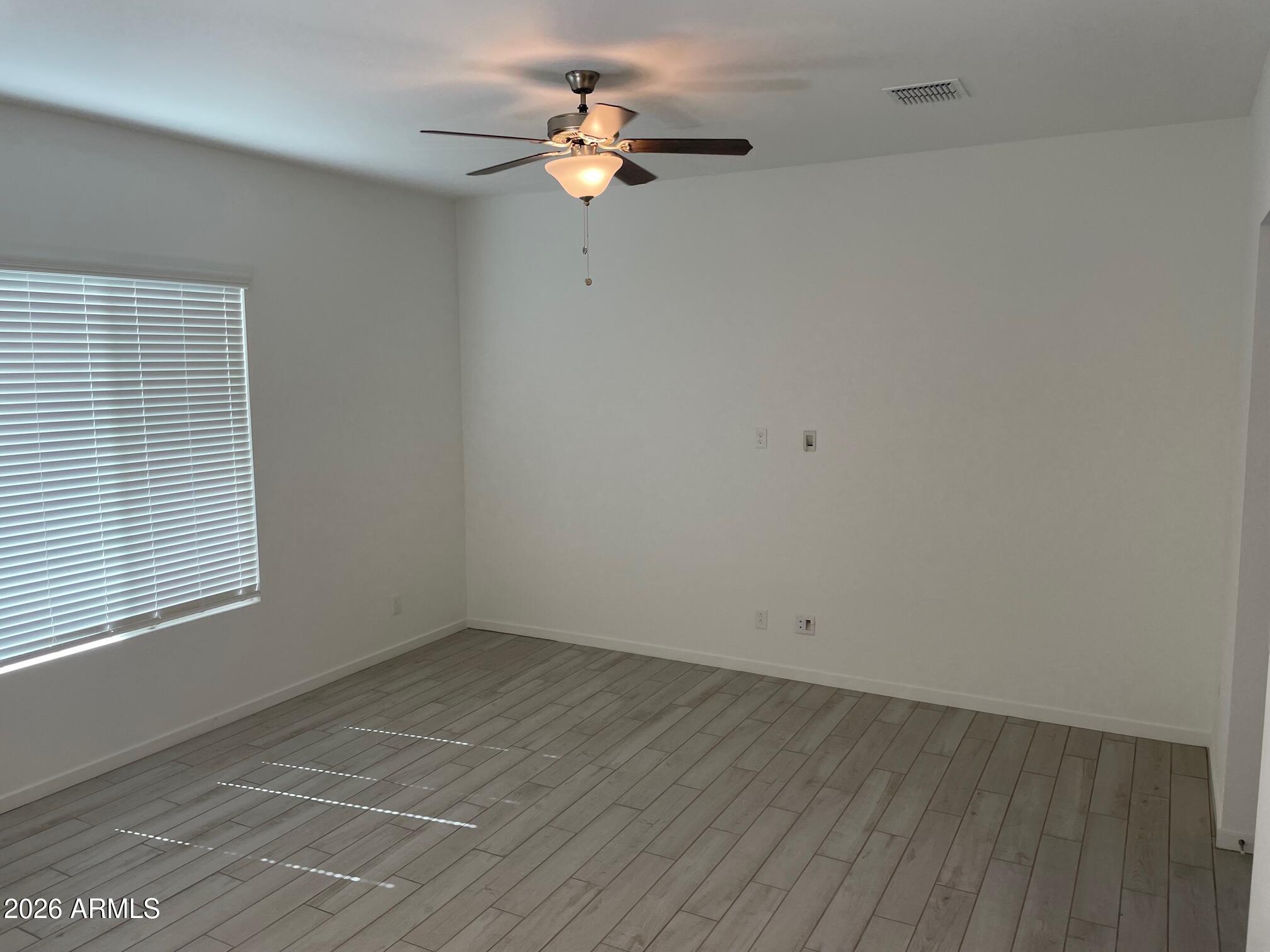 901 South Smith Road, Unit 1025 Tempe, AZ 85281 - Photo 5 of 27 IMG_6323