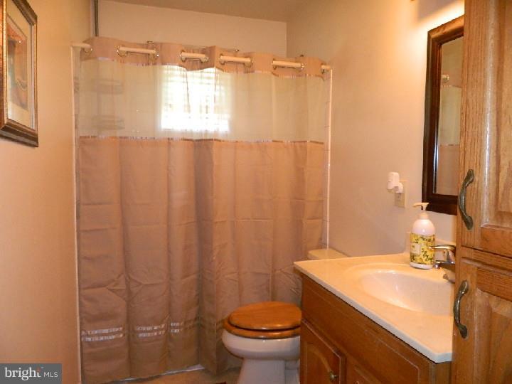 50 Whitehall Road Hamilton Square, NJ 08690 - Photo 13 of 21 Bathroom