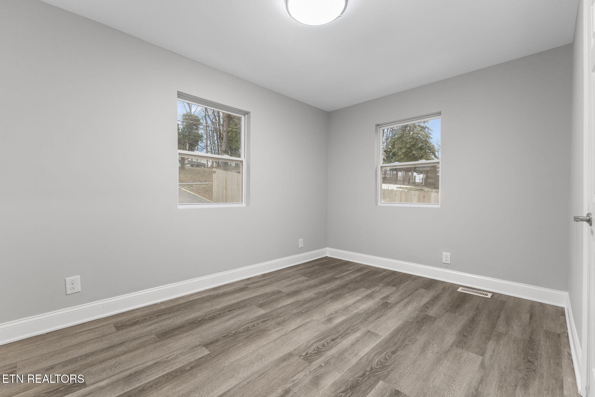 1633 Wilson Road Knoxville, TN 37912 - Photo 20 of 25 Bedroom