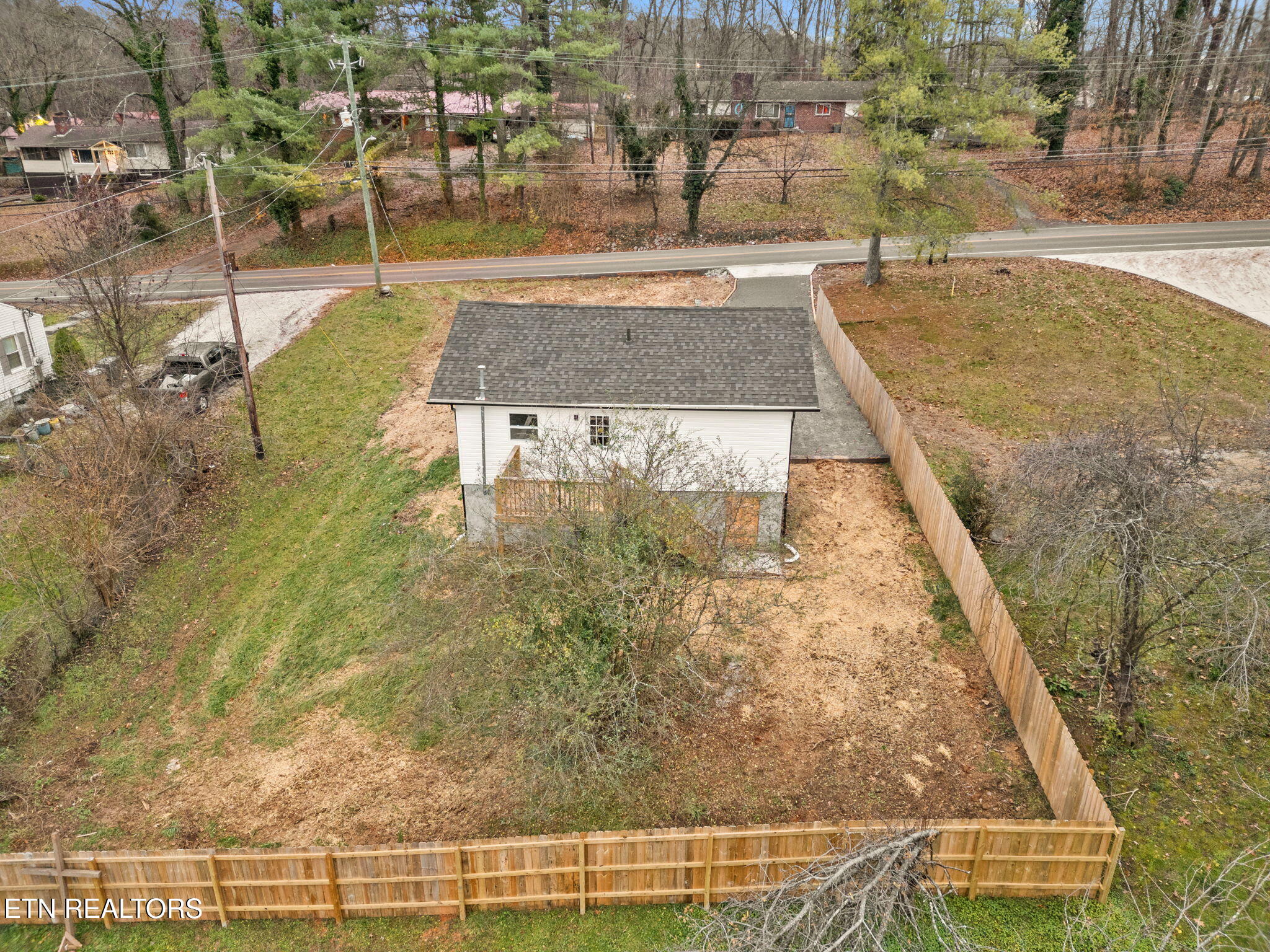 1633 Wilson Road Knoxville, TN 37912 - Photo 4 of 25 Aerial