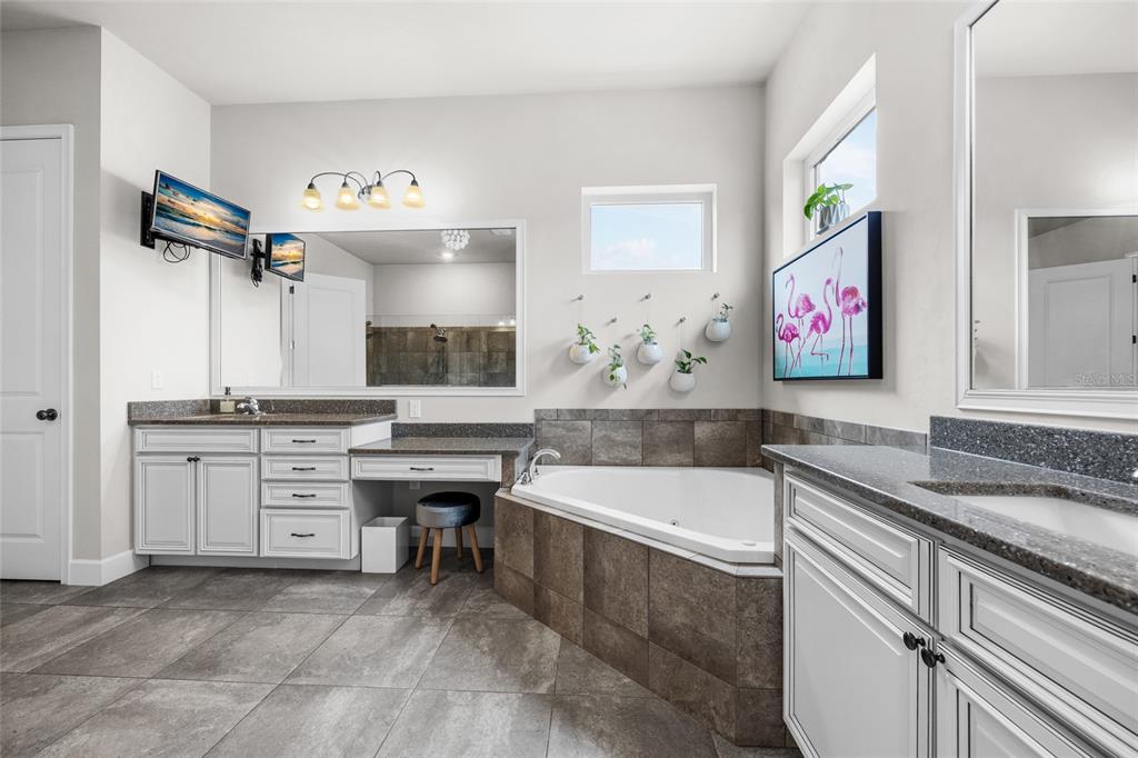 1084 Northwest 134th Way Newberry, FL 32669 - Photo 35 of 37