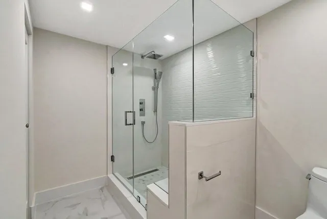 $1,390,000 | 4740 South Ocean Boulevard, Unit 508, Highland Beach, FL 33487