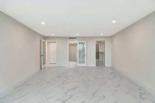 $1,390,000 | 4740 South Ocean Boulevard, Unit 508, Highland Beach, FL 33487