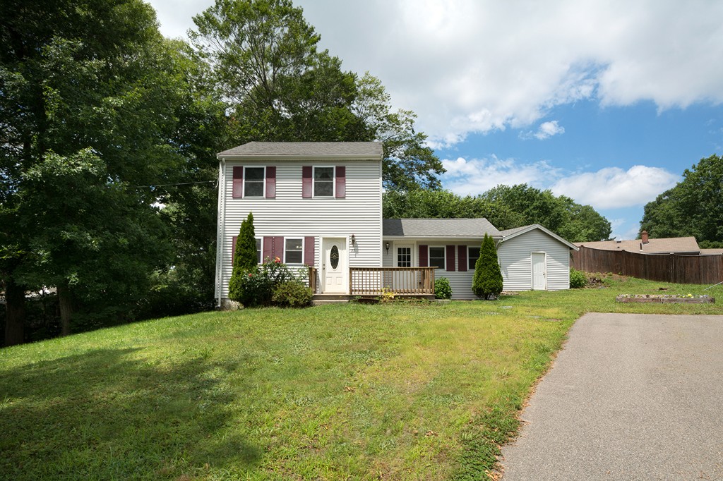 22 Overlook Road Holbrook, MA 02343 - Photo 11 of 11