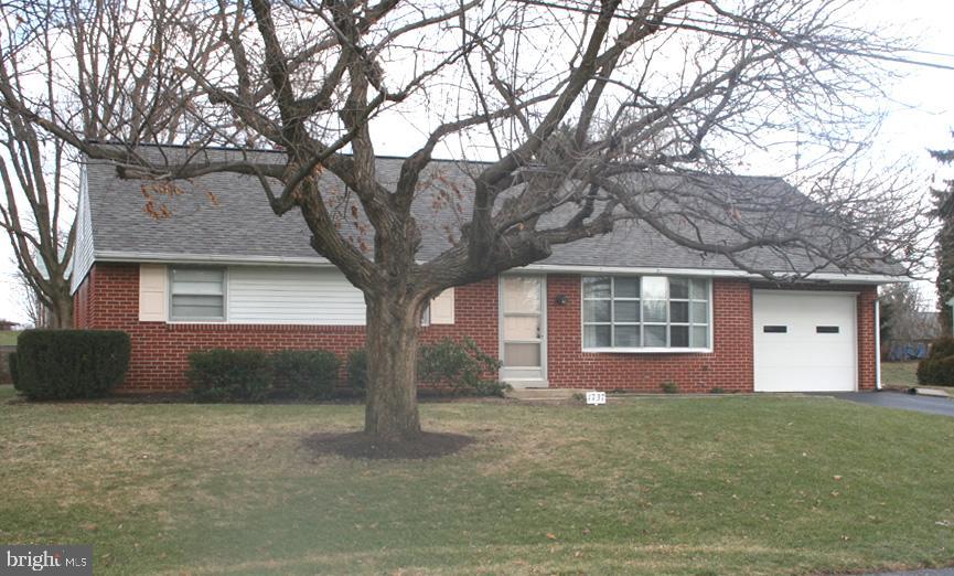 1737 Valley Forge Road Lancaster, PA 17603 - Photo 5 of 6 Gallery Image 5