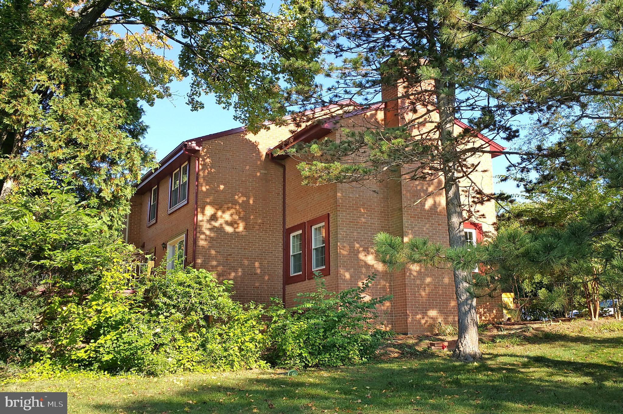 2162 Golf Course Drive Reston, VA 20191 - Photo 2 of 60