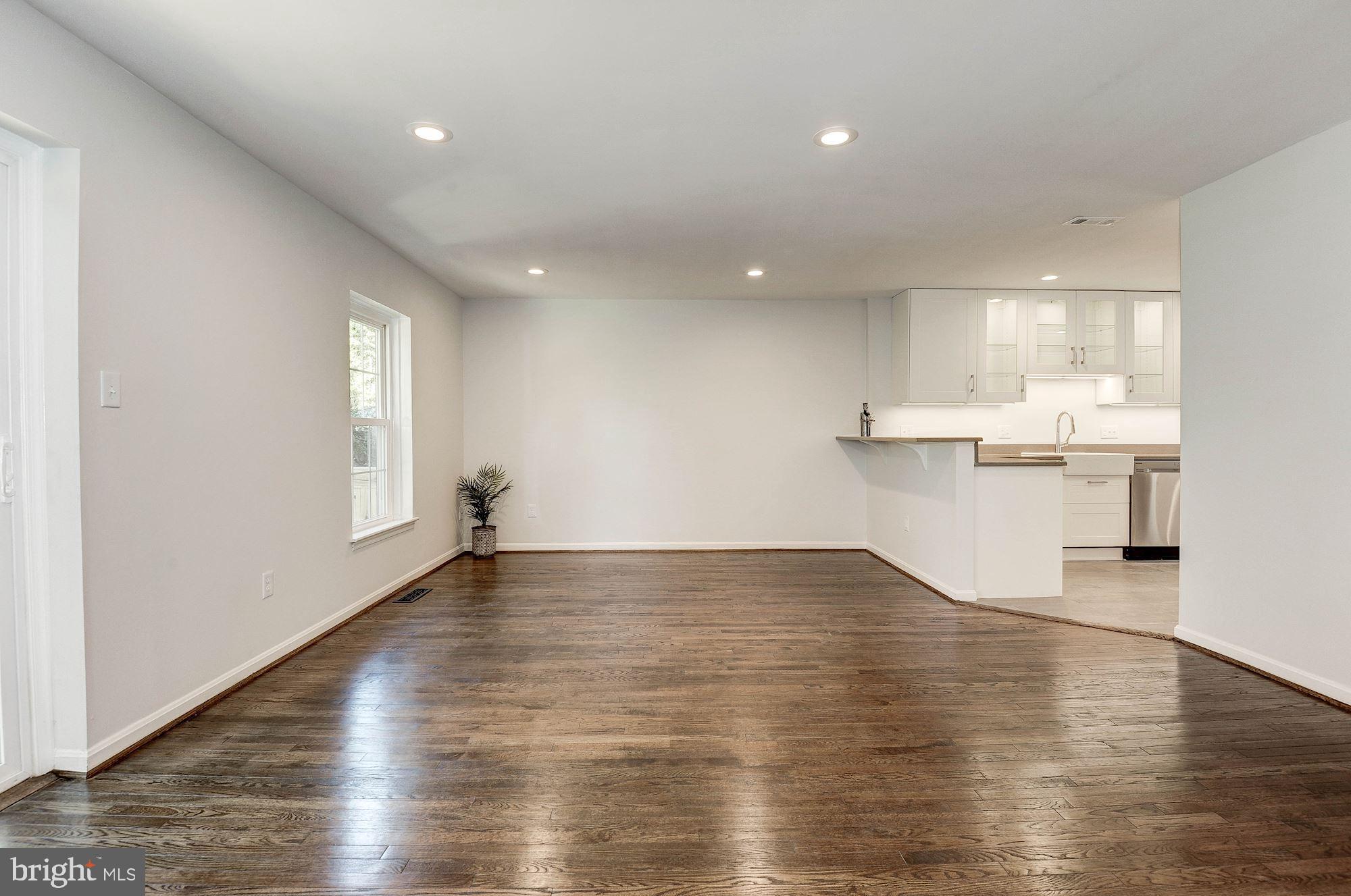 2162 Golf Course Drive Reston, VA 20191 - Photo 14 of 60