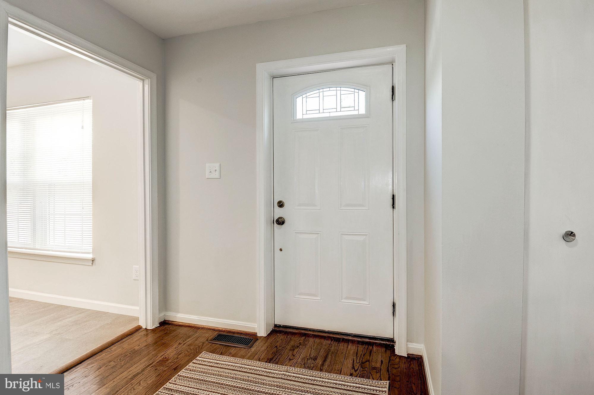 2162 Golf Course Drive Reston, VA 20191 - Photo 4 of 60