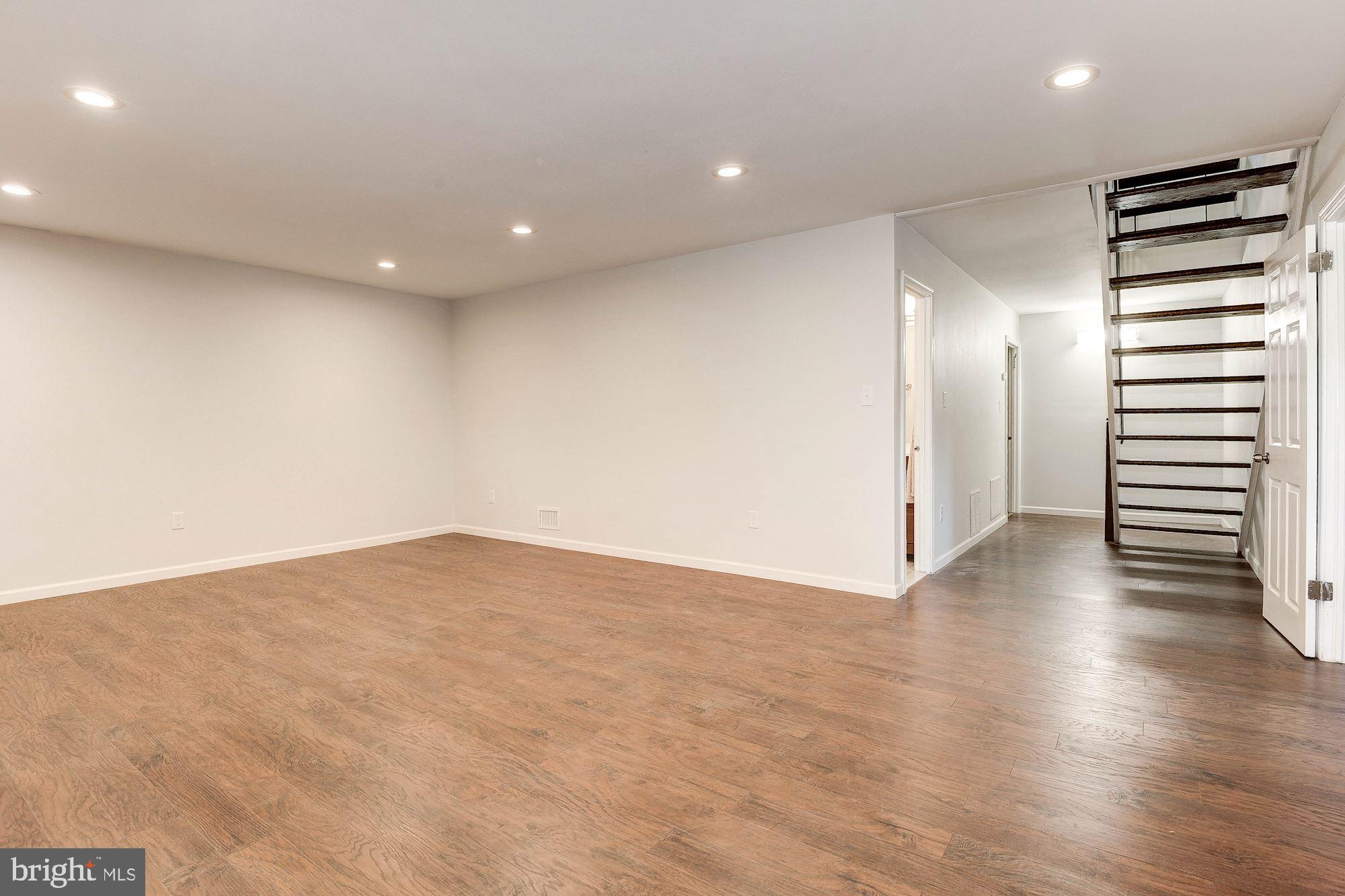 2162 Golf Course Drive Reston, VA 20191 - Photo 40 of 60