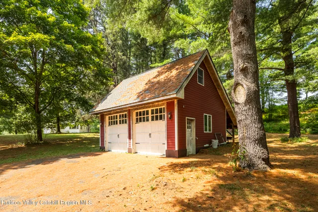 a front view of house with yard