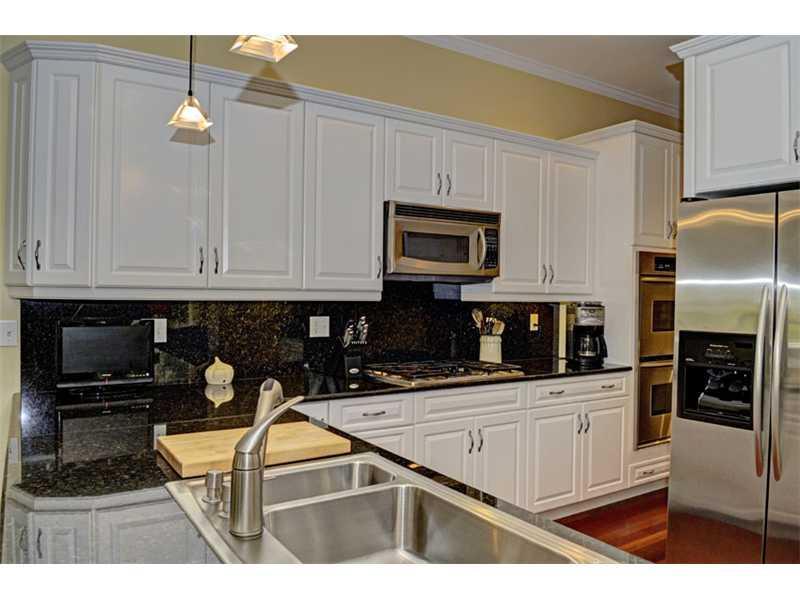 9 Granite Ridge Road, Unit 9 Cumberland, ME 04110 - Photo 3 of 27 Kitchen. Ample storage, gorgeous...