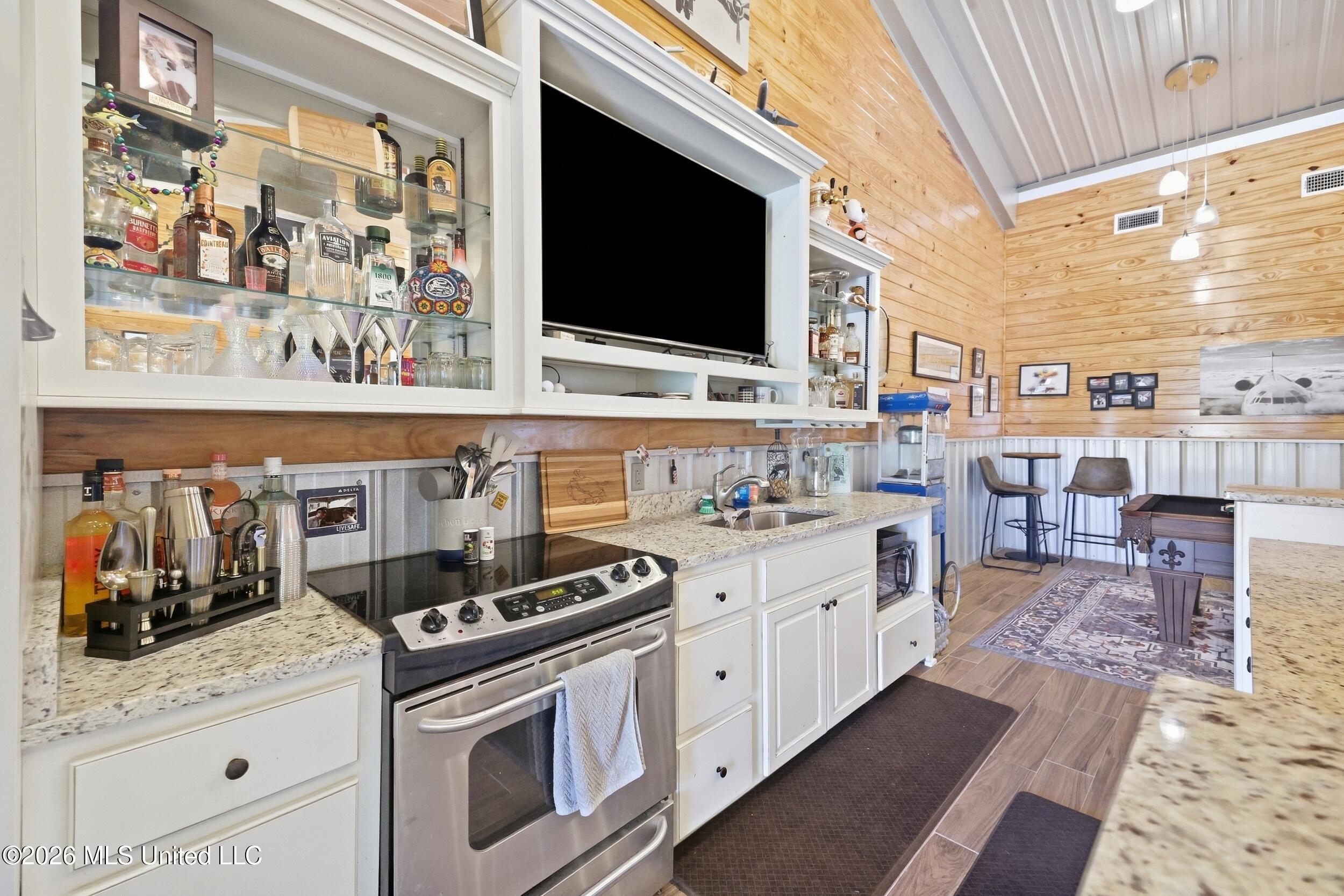 7405 Old Fort Bayou Road Ocean Springs, MS 39564 - Photo 62 of 85 84_r6__2285