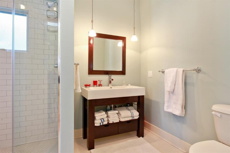 16032 Goodwin Union, Unit 13 Union Pier, MI 49129 - Photo 16 of 24 2nd Floor Bath