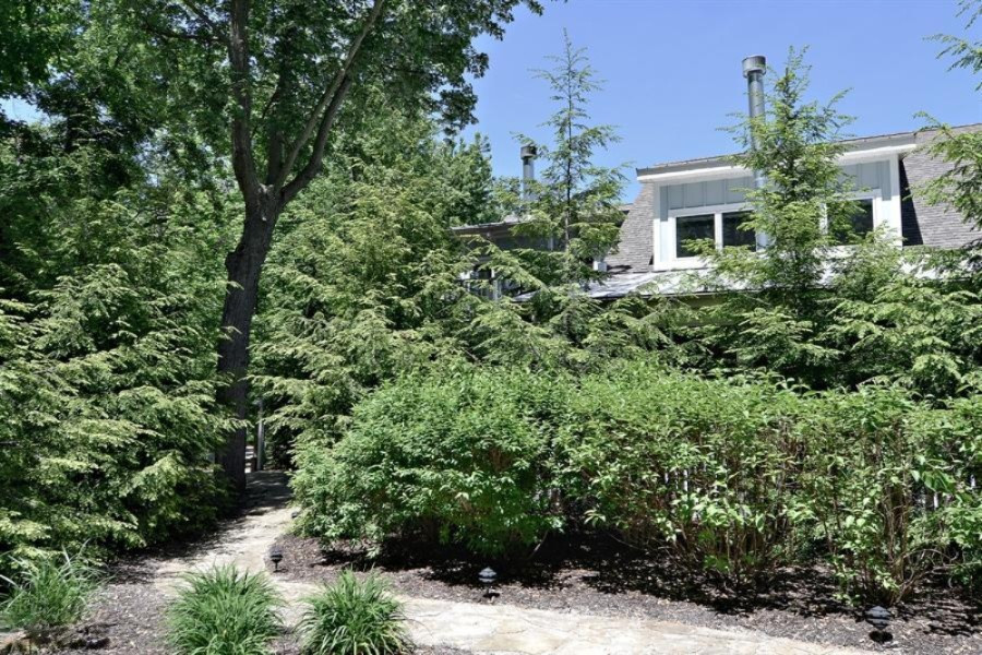16032 Goodwin Union, Unit 13 Union Pier, MI 49129 - Photo 3 of 24 Stone Walkway