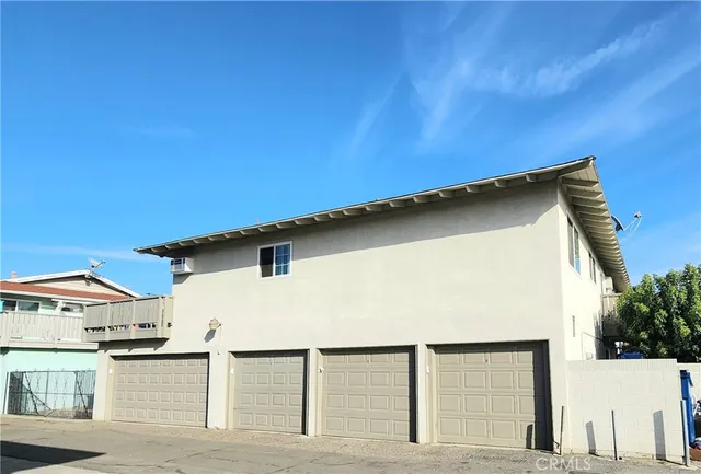 $1,850,000 | 229 Delano Street, Unit 4, Anaheim, CA 92804