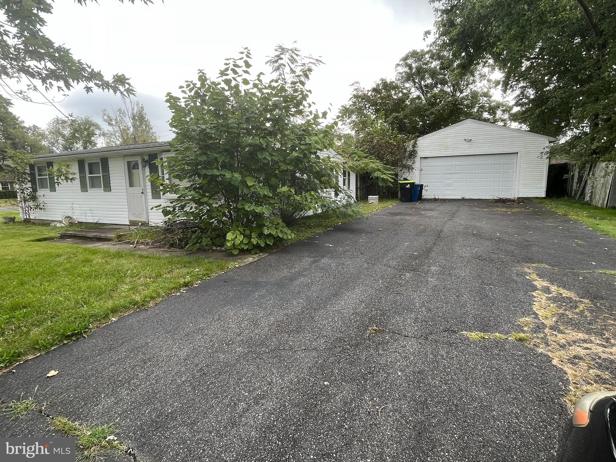 329 Flying Point Road Edgewood, MD 21040 - Photo 1 of 16 Gallery Image 1