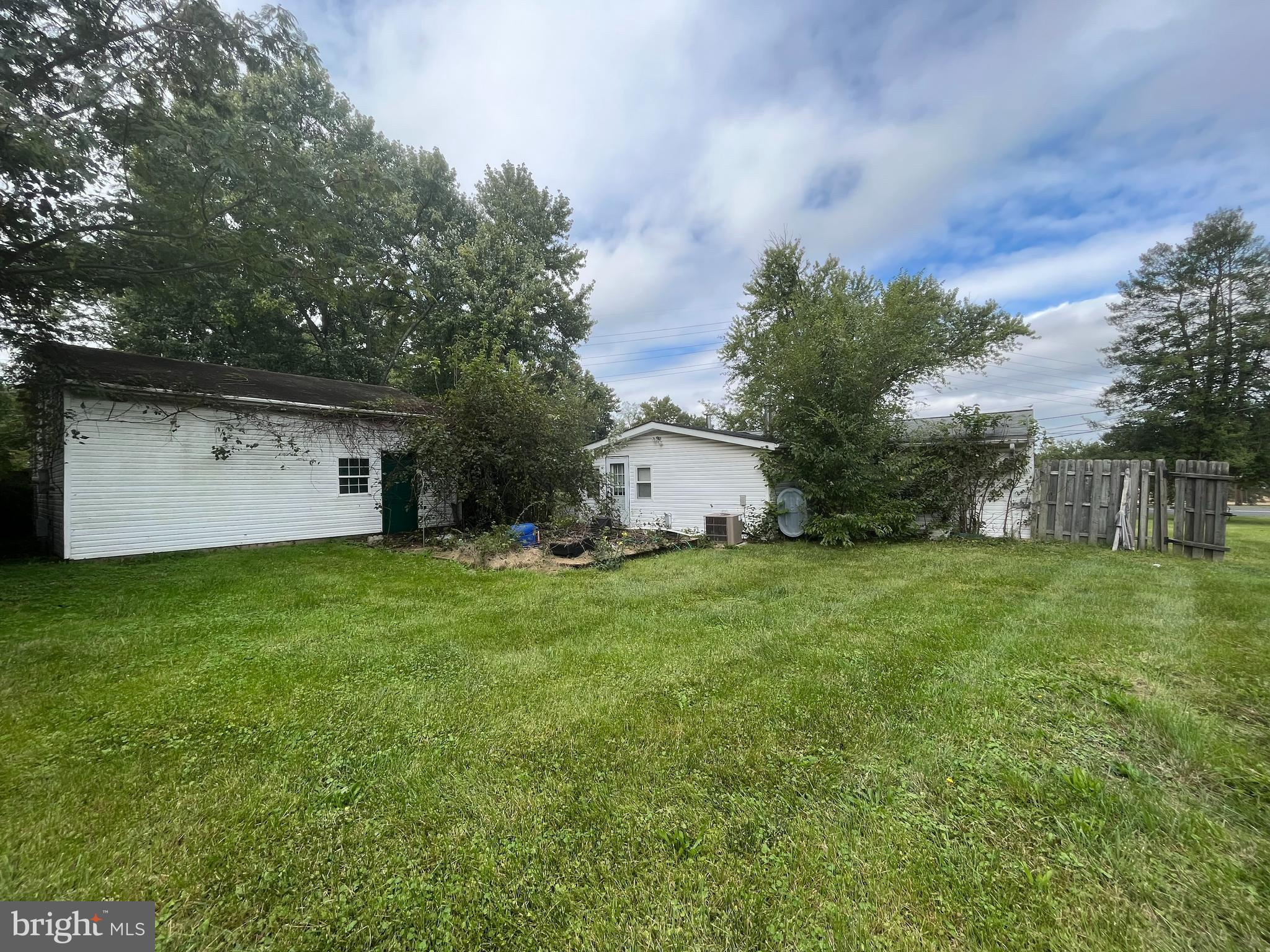 329 Flying Point Road Edgewood, MD 21040 - Photo 8 of 16 Gallery Image 8