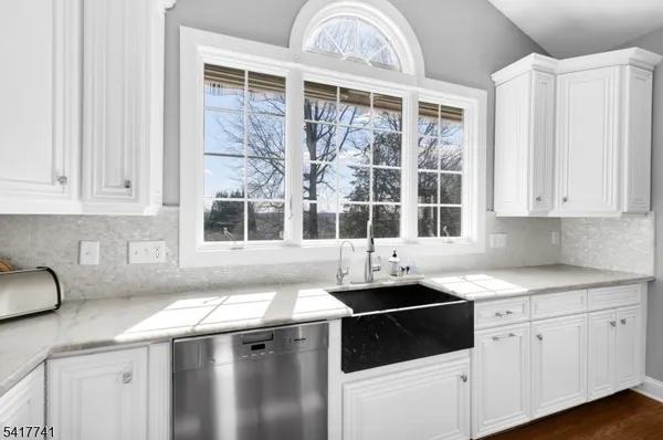 $2,399,900 | 25 Carriage Way, Bernards, NJ 07920