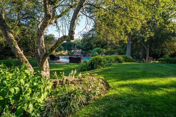 $2,399,900 | 25 Carriage Way, Bernards, NJ 07920