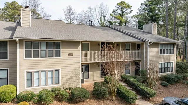 $310,000 | 216 River Mill Circle, Roswell, GA 30075