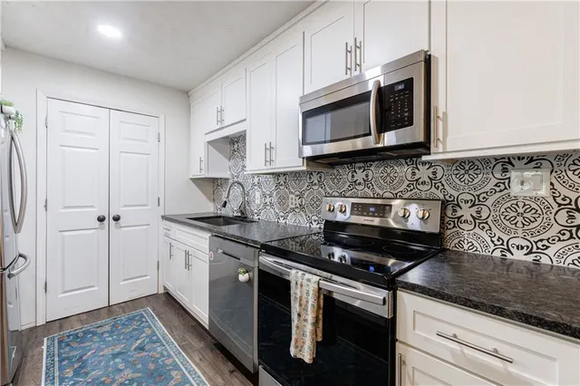 $310,000 | 216 River Mill Circle, Roswell, GA 30075