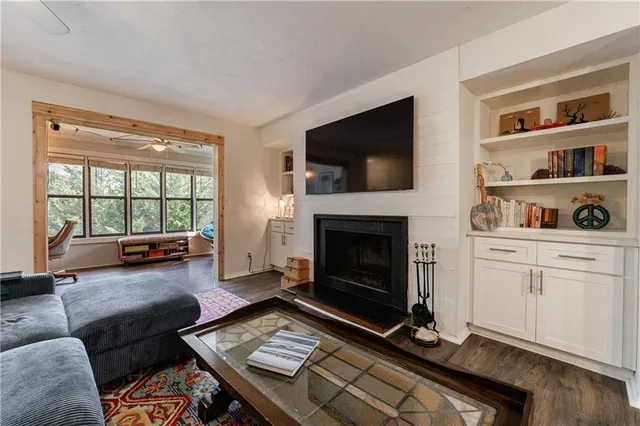 $310,000 | 216 River Mill Circle, Roswell, GA 30075