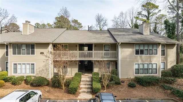 $310,000 | 216 River Mill Circle, Roswell, GA 30075